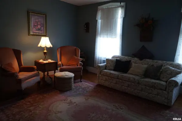 901 Stone ST, Bellevue, IA 52031