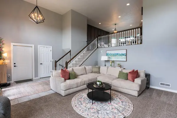 902 50th AVE W, West Fargo, ND 58078