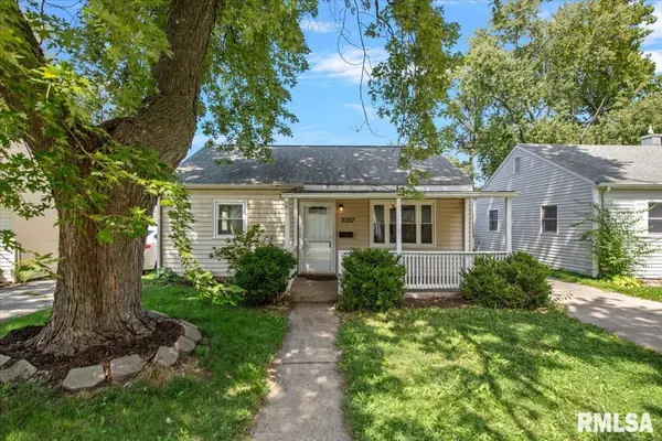 2257 E Converse AVE, Springfield, IL 62702