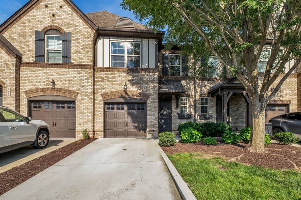 350 Coronado Pvt Cir, Hendersonville, TN 37075