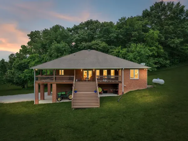 574 Hayes Ridge Rd, Lancaster, TN 38569