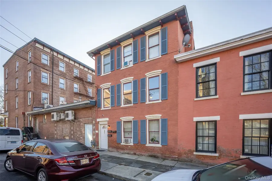 101 Washington ST #1, Newburgh, NY 12550