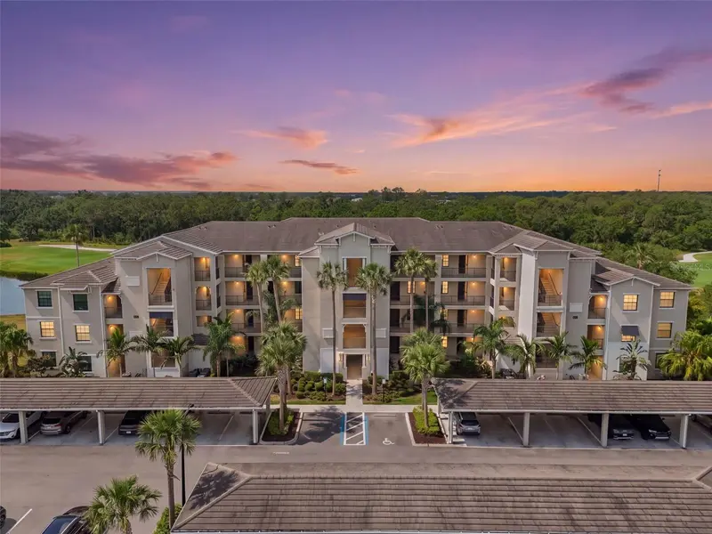 17510 GAWTHROP DR #302, Bradenton, FL 34211