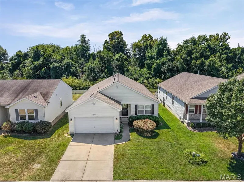 2544 Wintercreek DR, Belleville, IL 62221