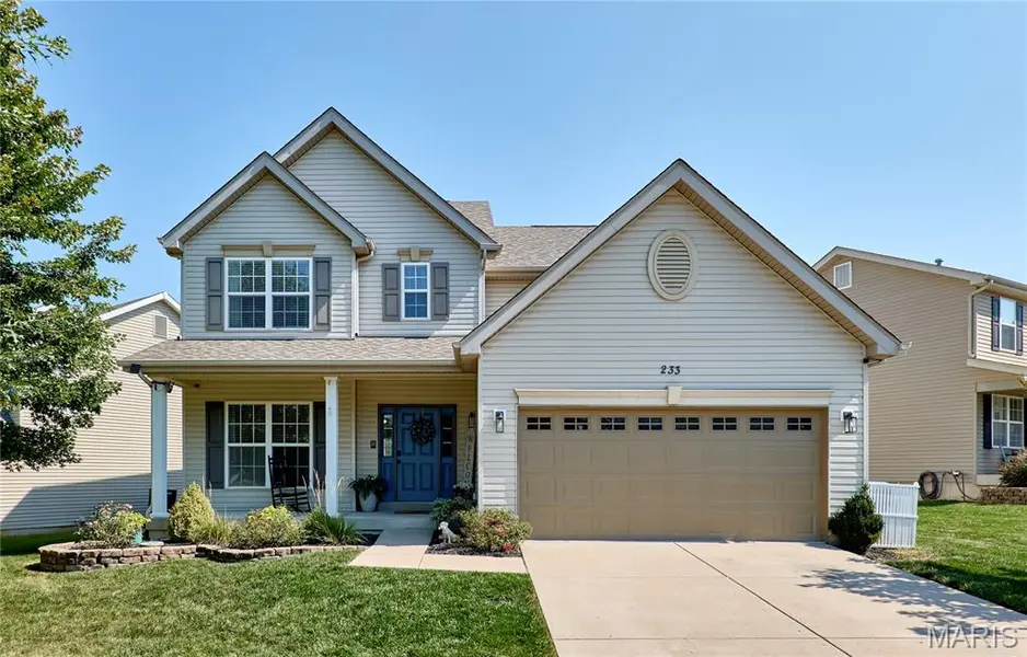 233 Spring Borough DR, O'fallon, MO 63368