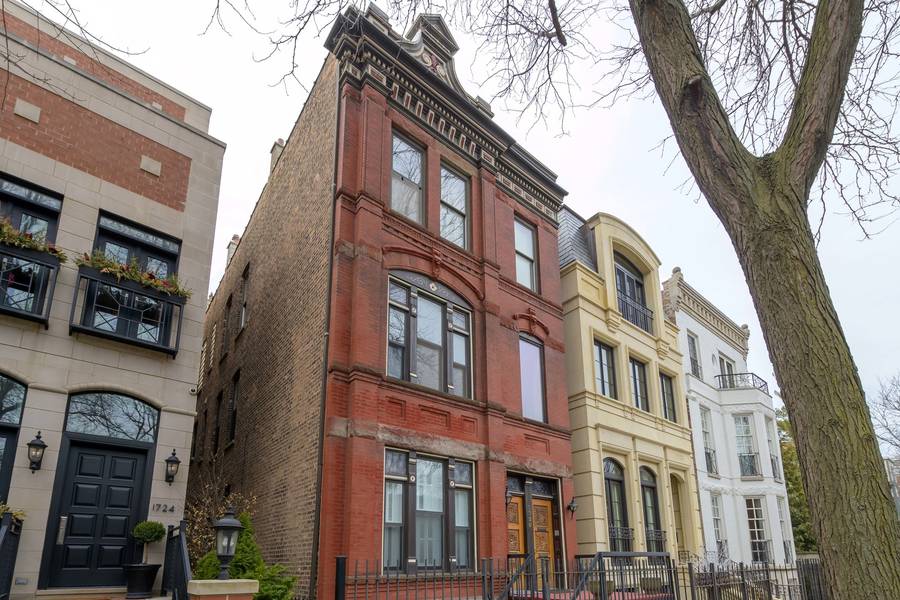 1726 N Cleveland AVE, Chicago, IL 60614