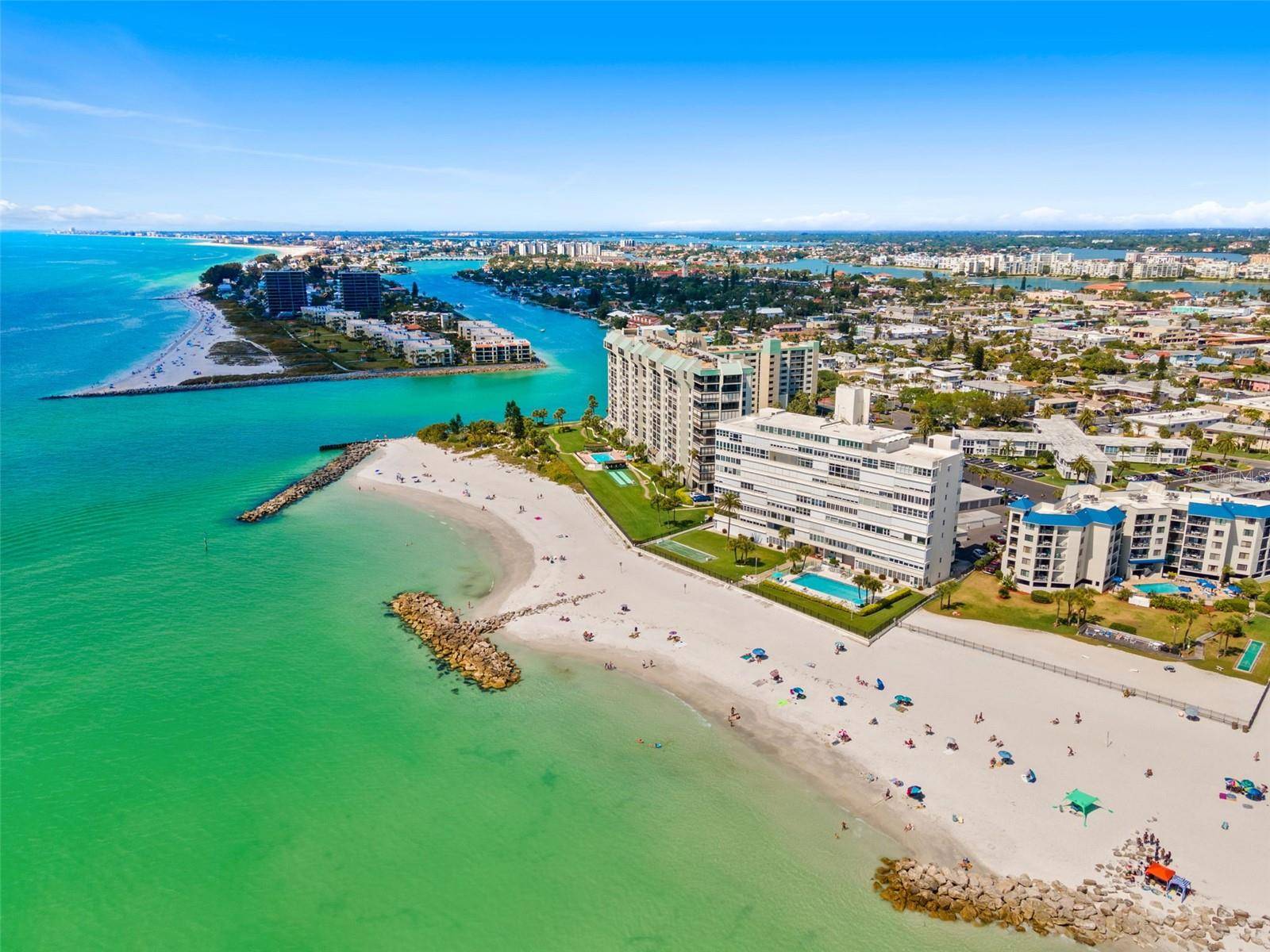7000 BEACH PLZ #307, St Pete Beach