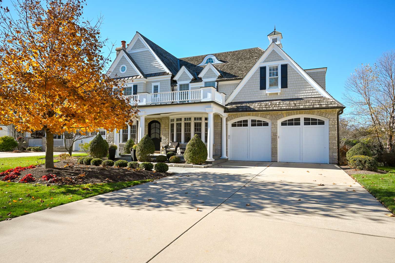 216 Regent ST, Glen Ellyn, IL 60137