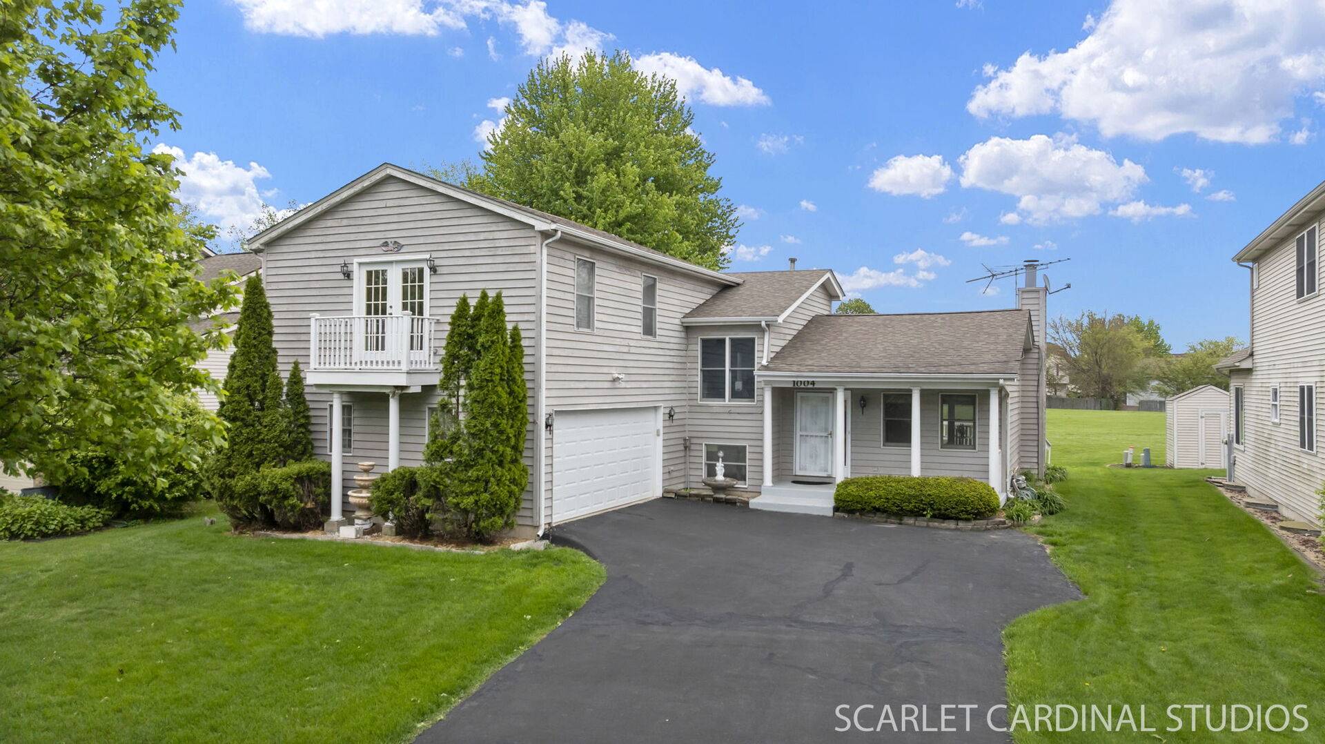 1004 Prairie View CT, Naperville, IL 60563