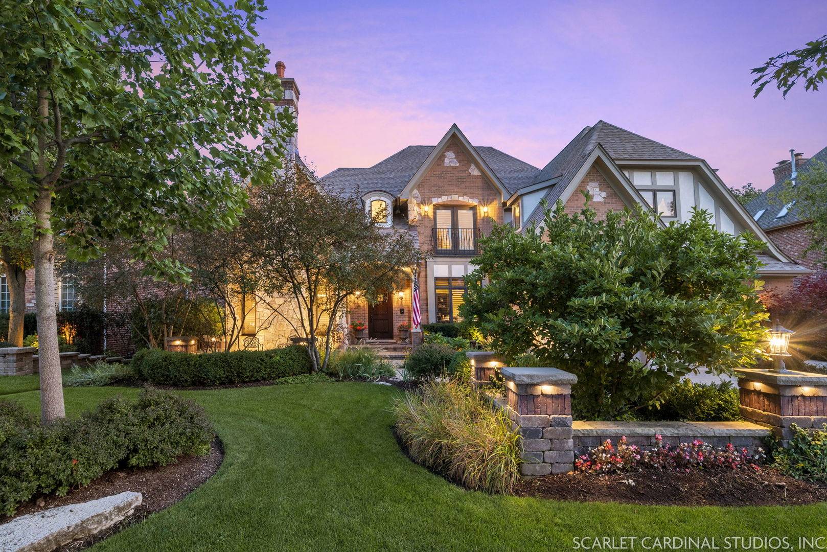 32 Baker LN, Naperville, IL 60565
