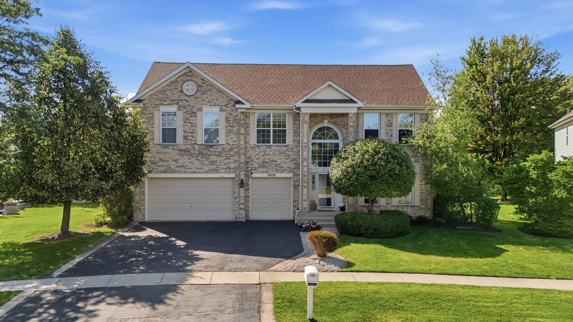 18936 W North Woodale TRL, Lake Villa, IL 60046