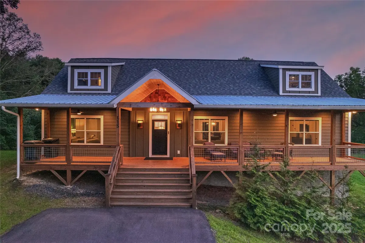115 Cascade Ridge RD, Fairview, NC 28730
