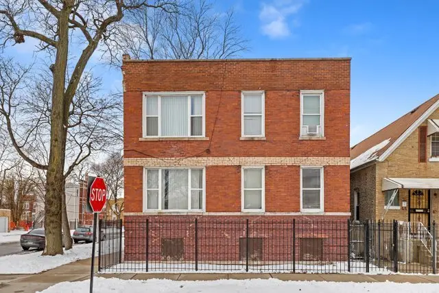 3436 W Huron ST, Chicago, IL 60624