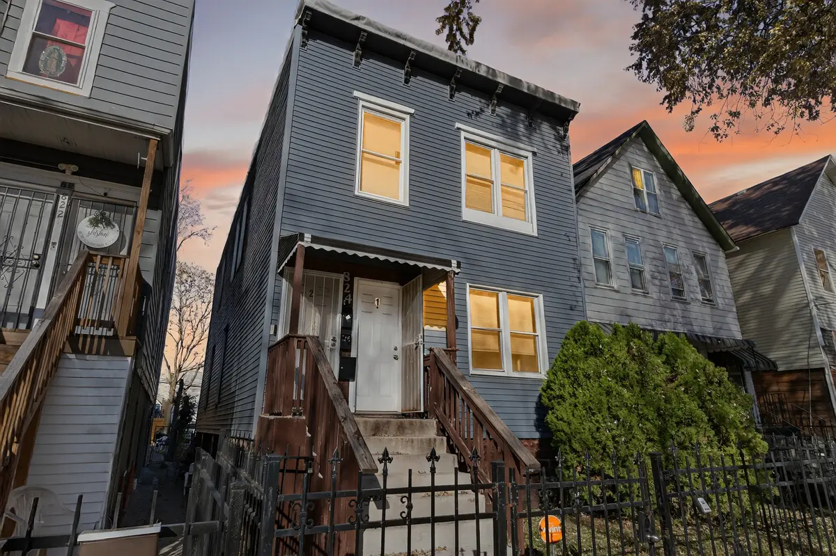 824 E 89th PL, Chicago, IL 60619