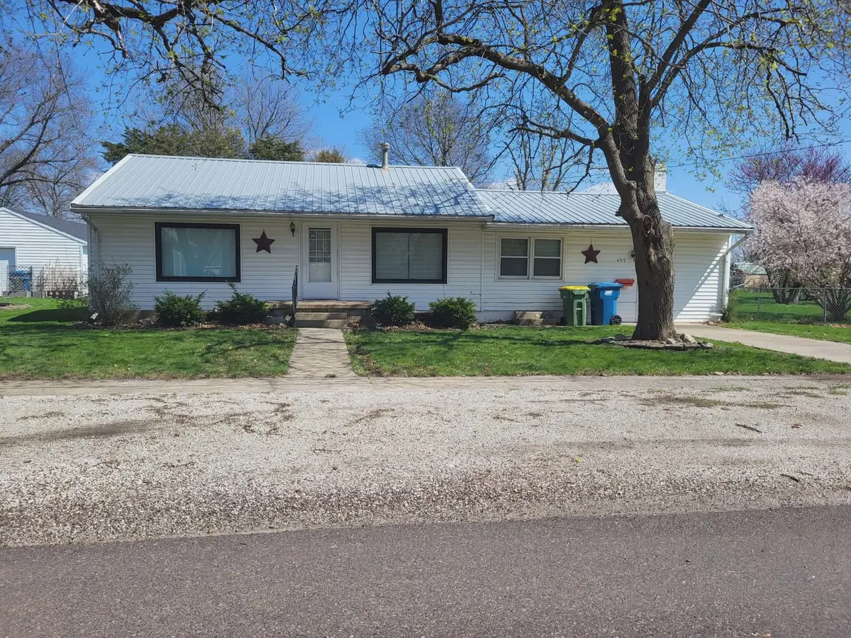 405 S Grove ST, Colfax, IL 61728