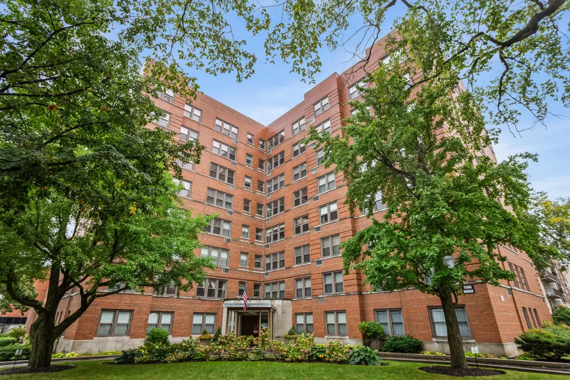 1585 Ridge AVE #404, Evanston, IL 60201
