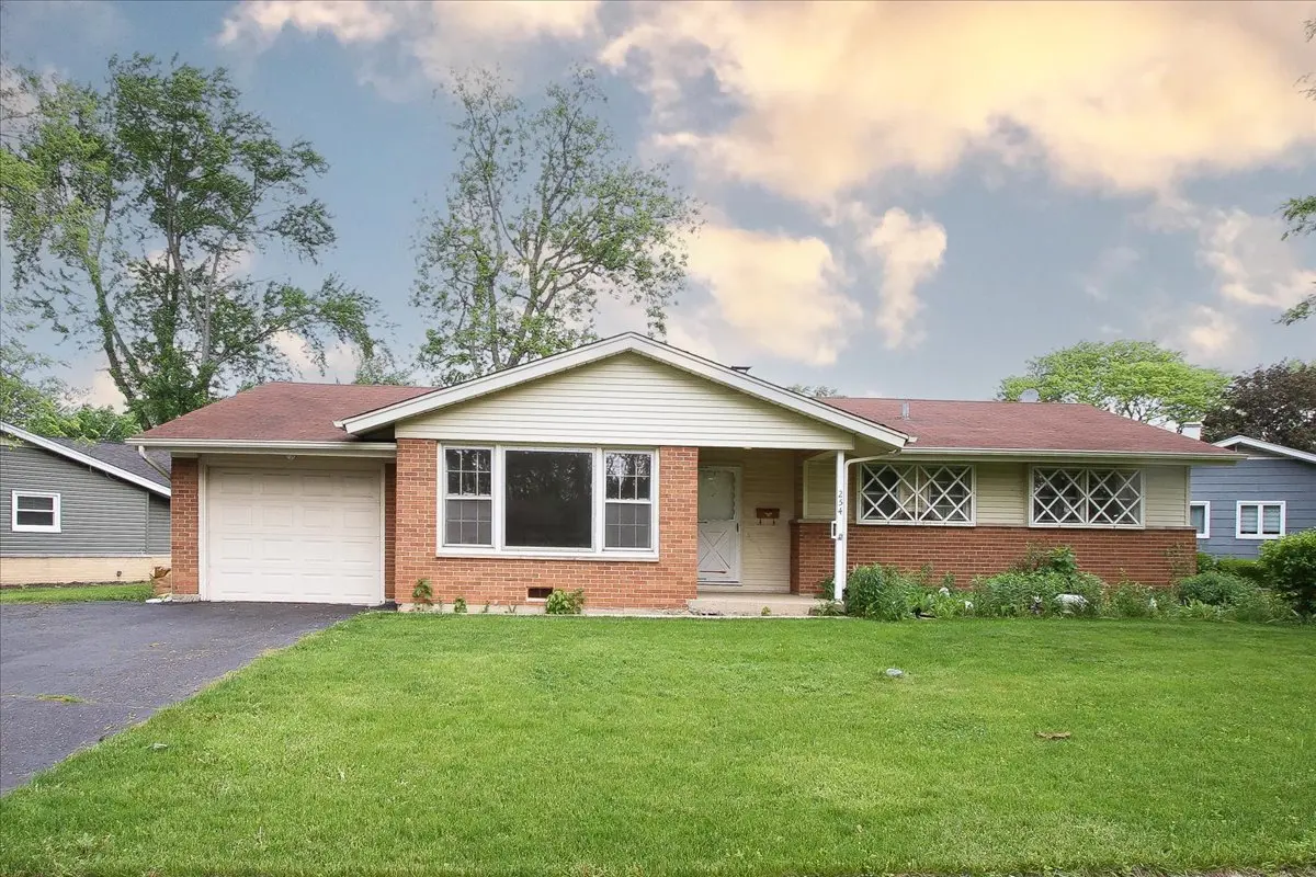 254 MULBERRY LN, Elk Grove Village, IL 60007