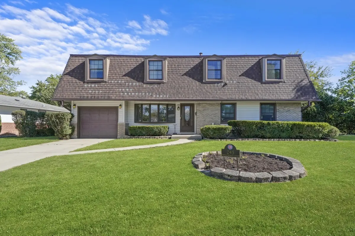 245 Tanglewood CT, Elk Grove Village, IL 60007