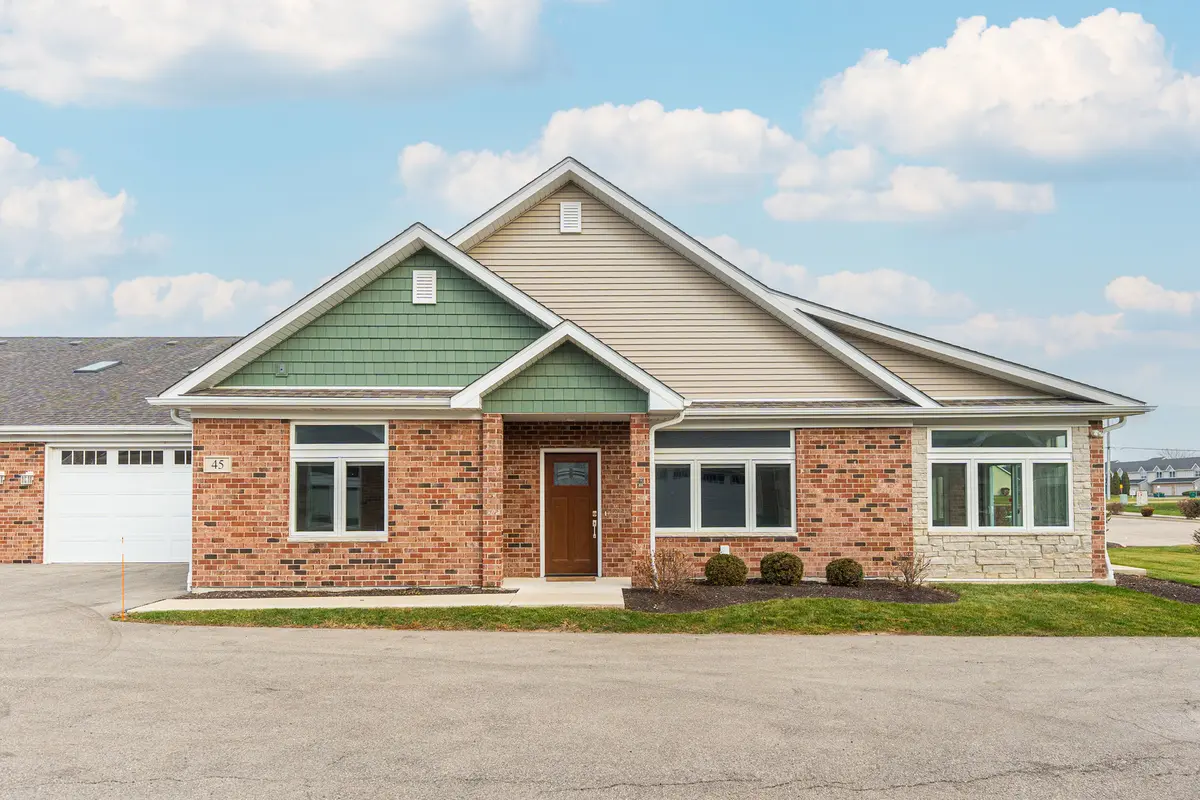45 Briden LN #45, Sycamore, IL 60178