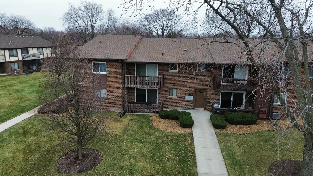 18053 Live Oak CT #1603, Tinley Park, IL 60477