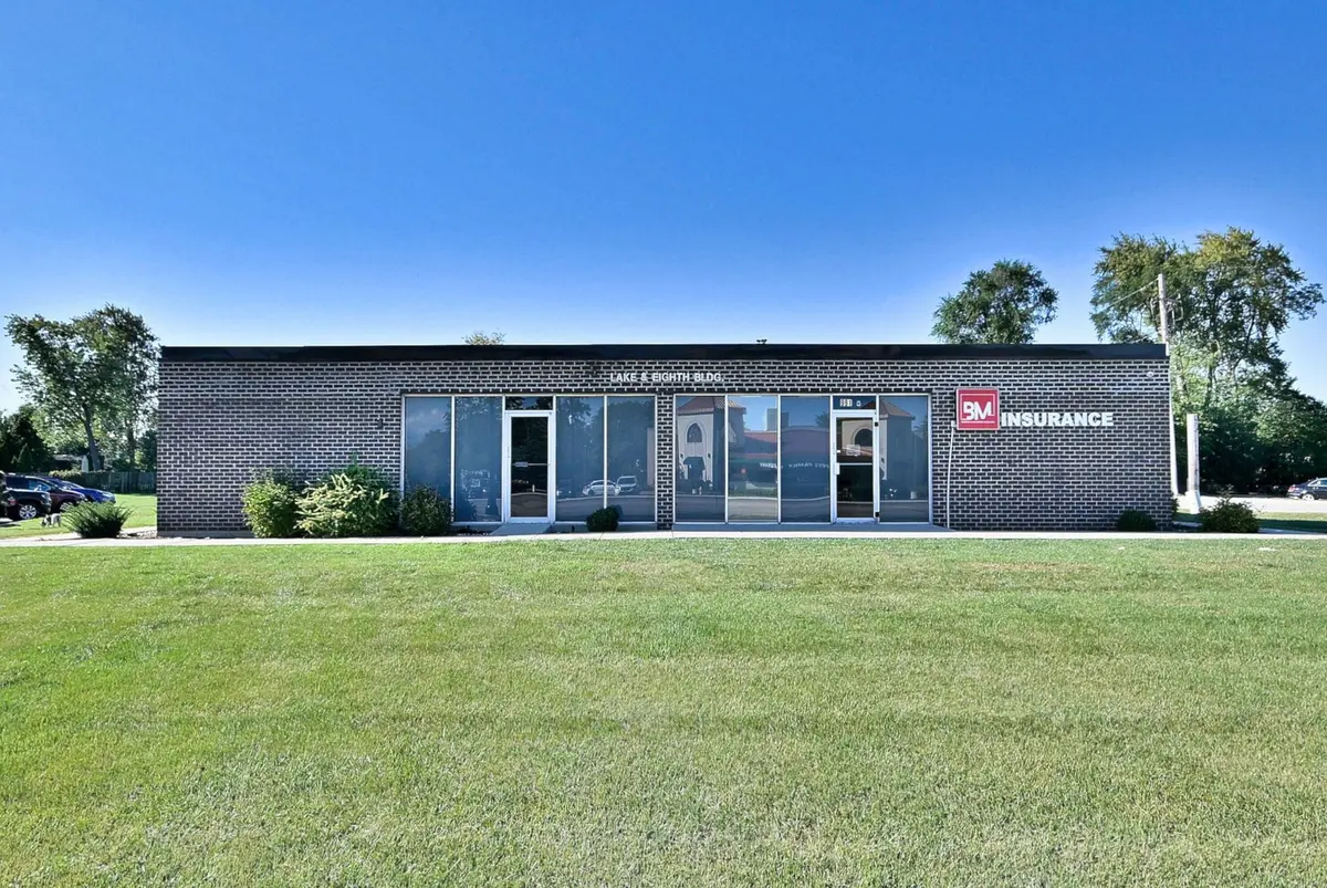 991 W Lake ST, Addison, IL 60101