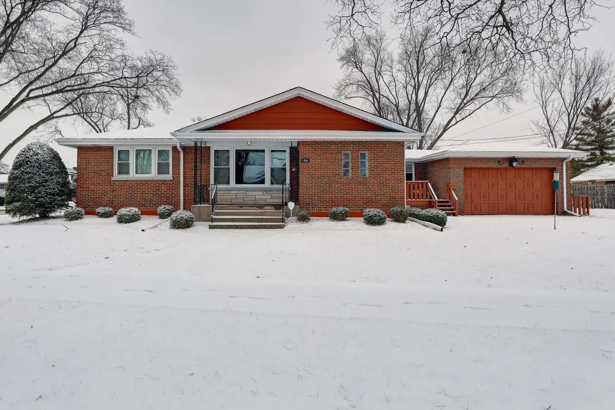 1850 Kensington AVE, Westchester, IL 60154