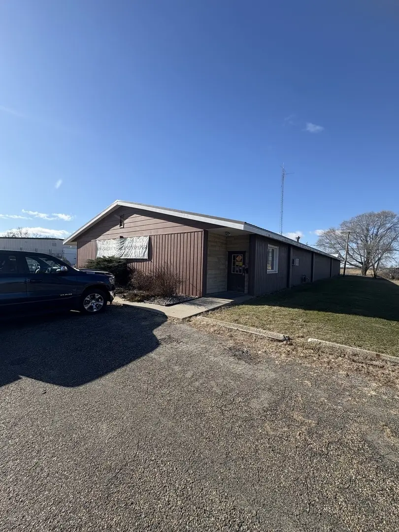 301 US Highway 61 S, Wapello, IA 52653
