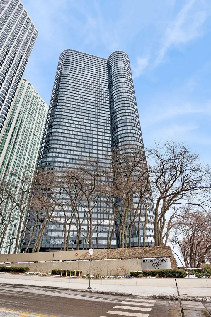 155 N Harbor DR #2605, Chicago, IL 60601