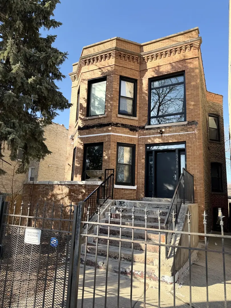 3418 W Franklin BLVD, Chicago, IL 60624