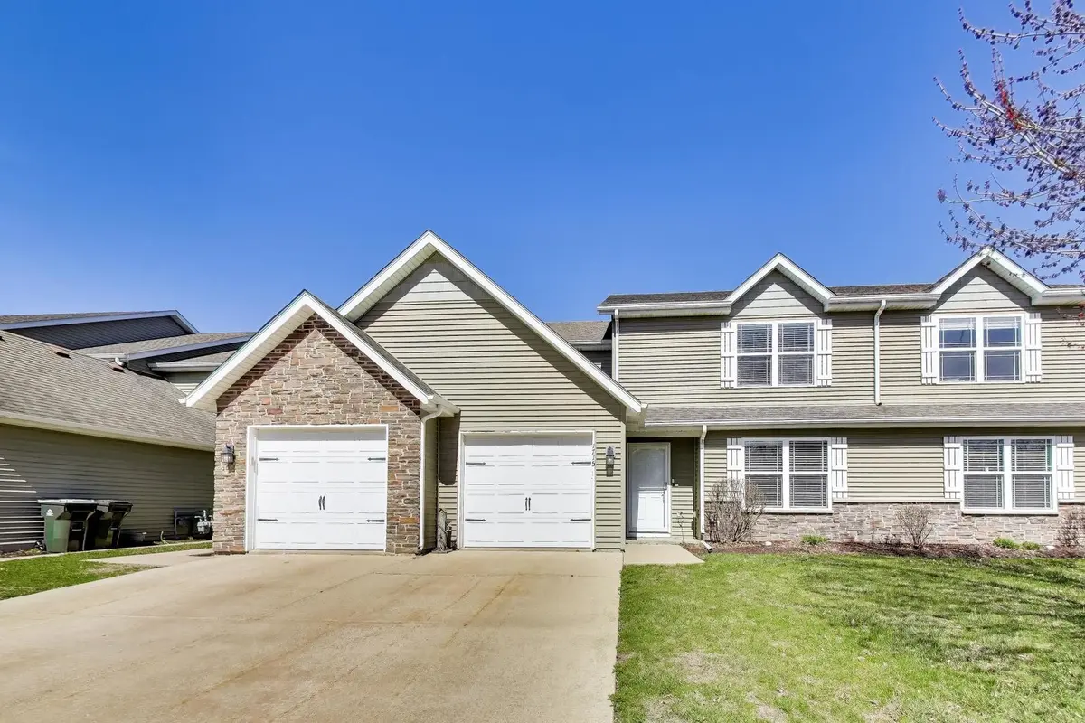 1715 W River ST #1715, Dixon, IL 61021