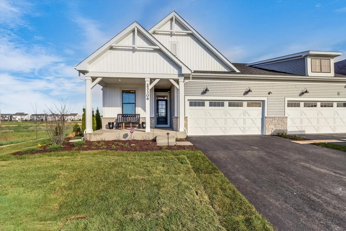 23306 W Kennebec DR, Plainfield, IL 60585