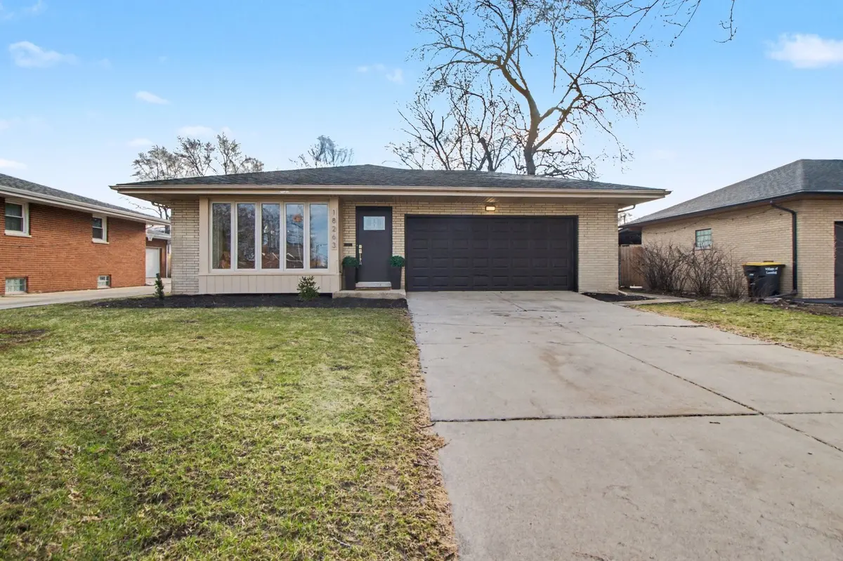 18263 Greenbay AVE, Lansing, IL 60438