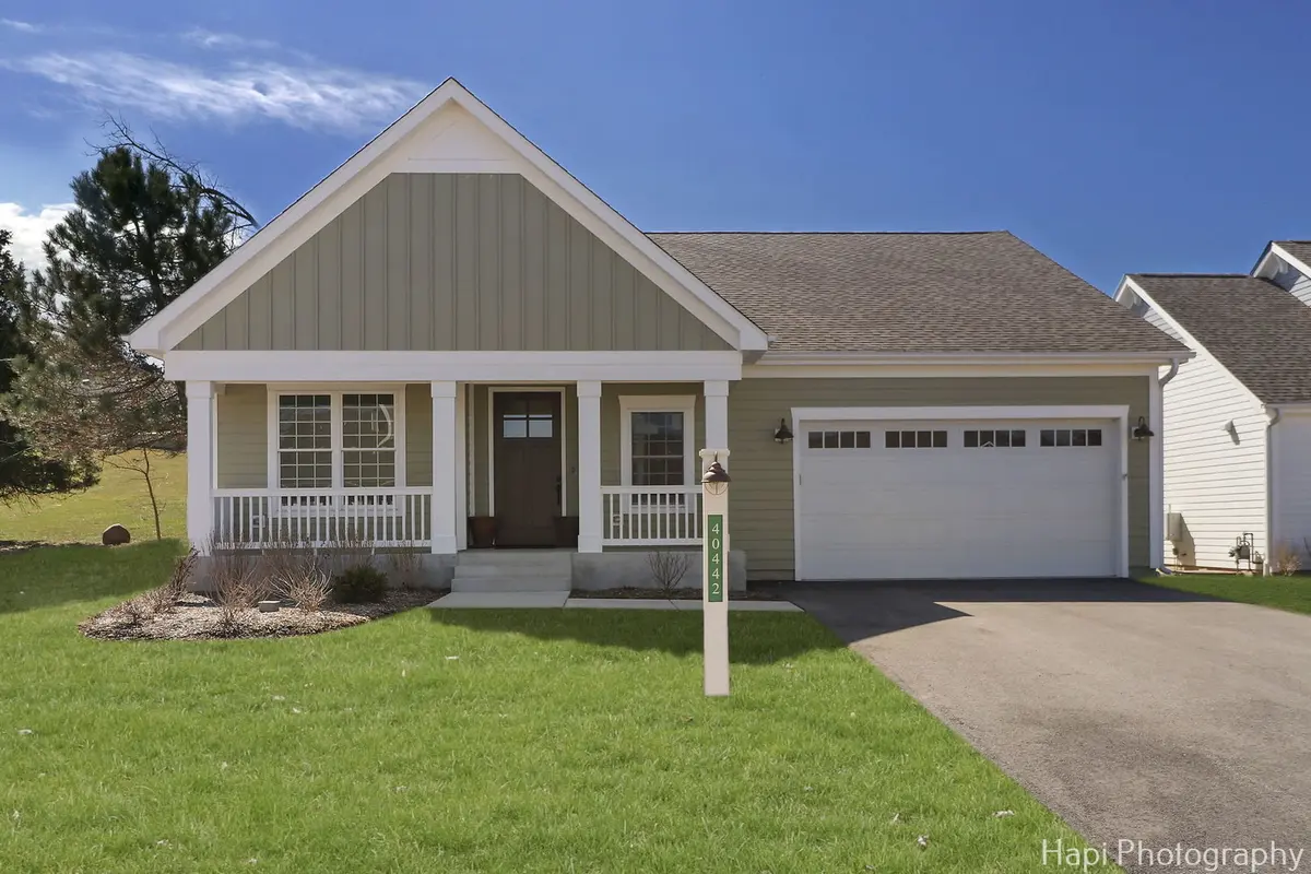 40442 N South Newport DR, Antioch, IL 60002