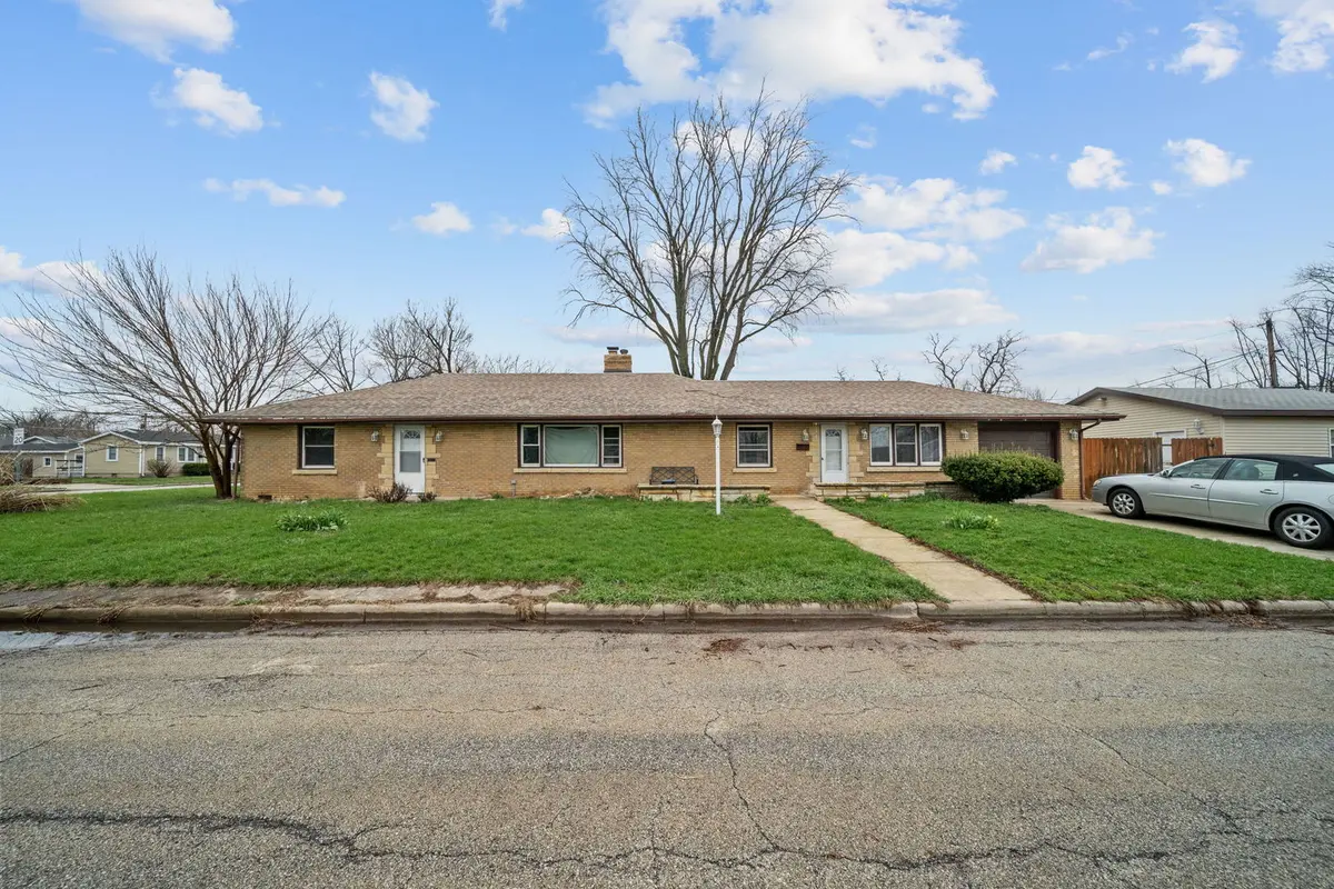 496 S Prairie AVE, Bradley, IL 60915