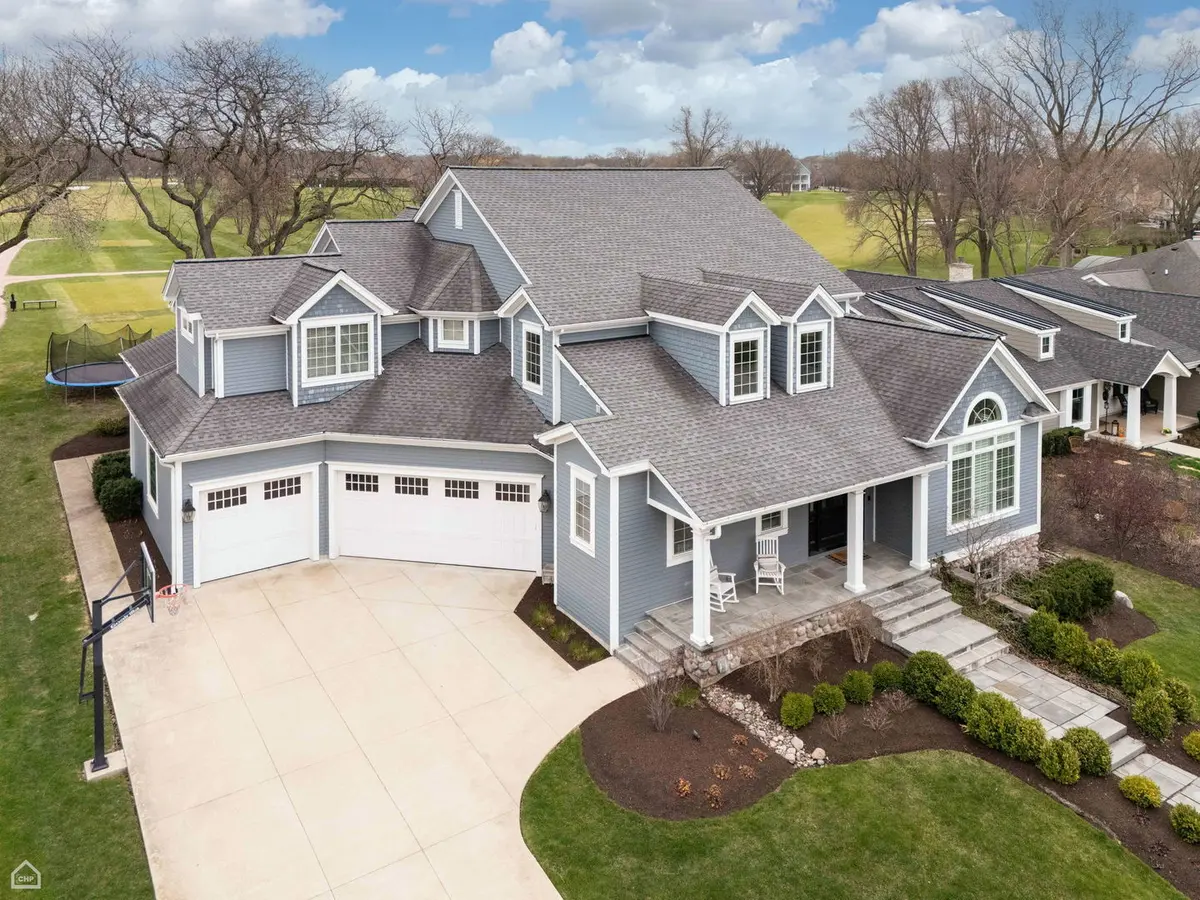 1428 Calcutta LN, Naperville, IL 60563