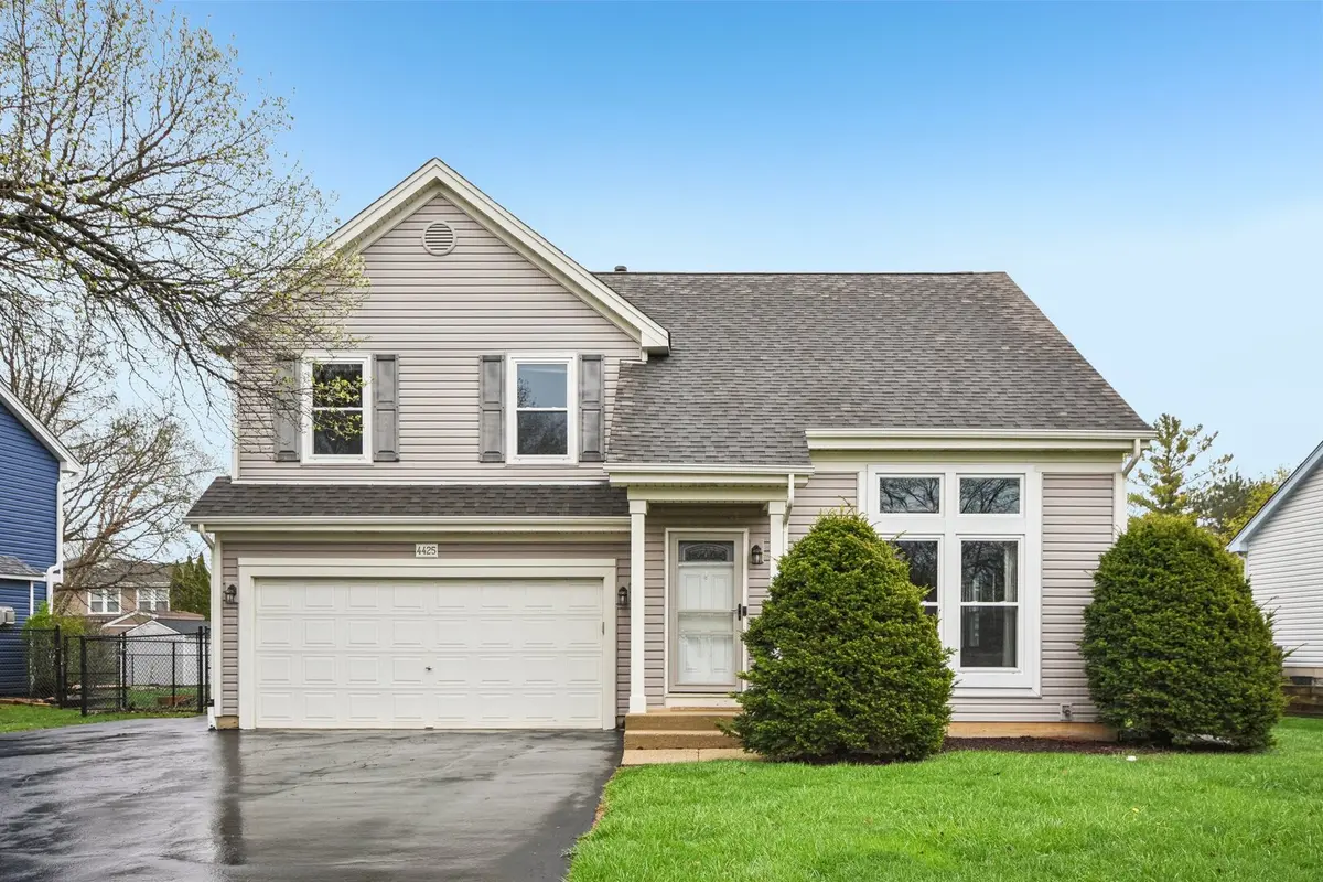 4425 Castlebar LN, Hanover Park, IL 60133