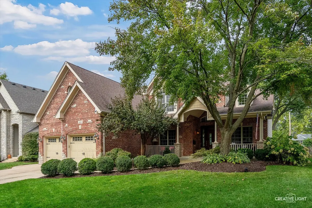 445 Buckeye DR, Naperville, IL 60540