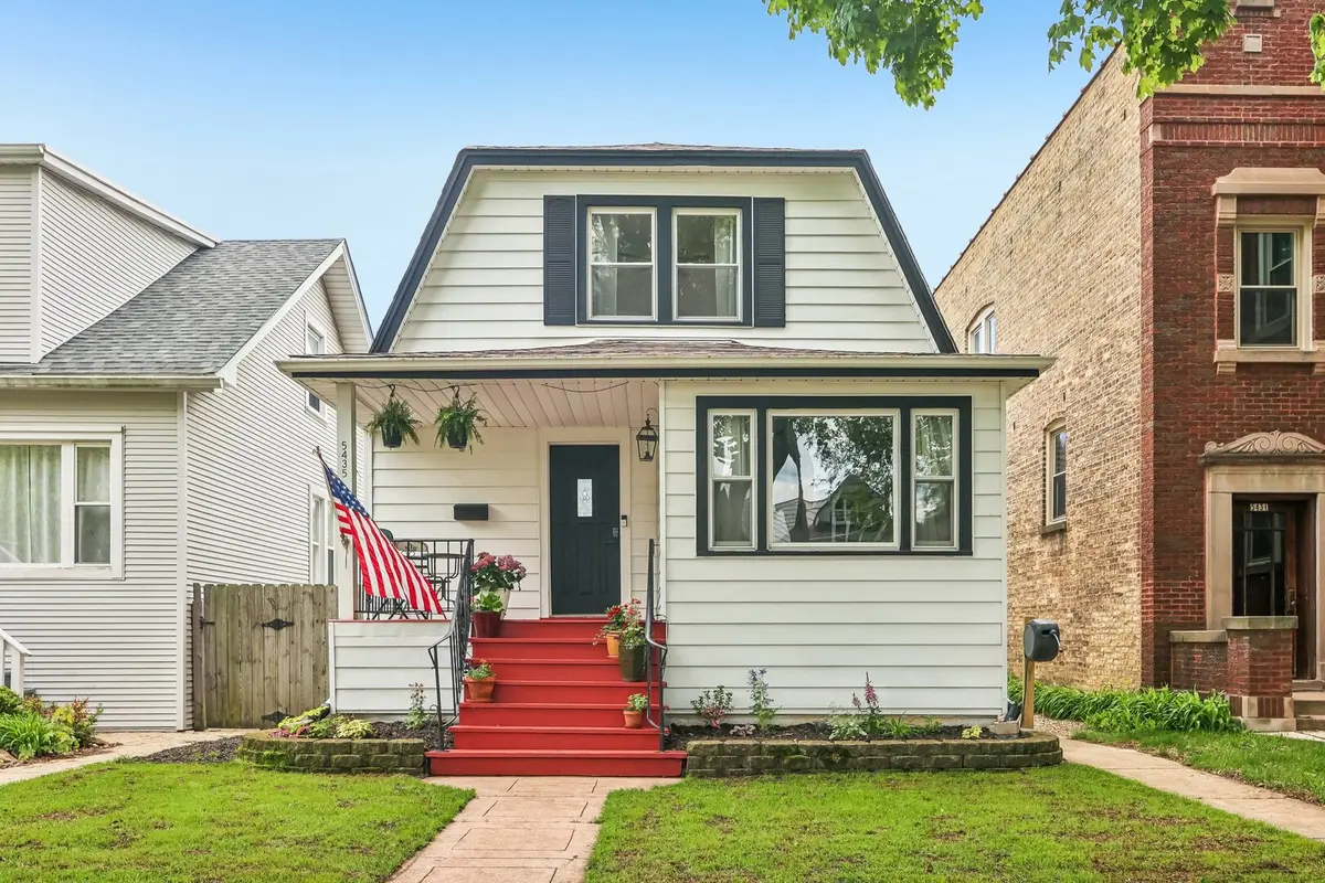 5435 N Lieb AVE, Chicago, IL 60630