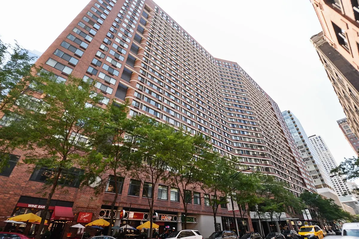 211 E Ohio ST #1804, Chicago, IL 60611