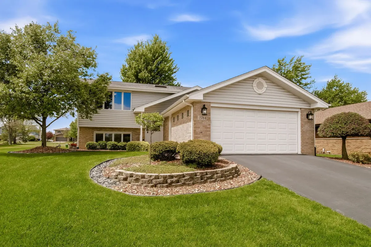 13764 W Deervalley DR, Homer Glen, IL 60491