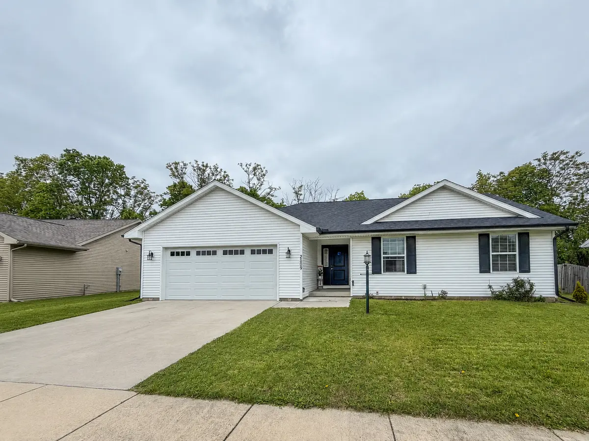 2509 N Fairfield DR, Urbana, IL 61802