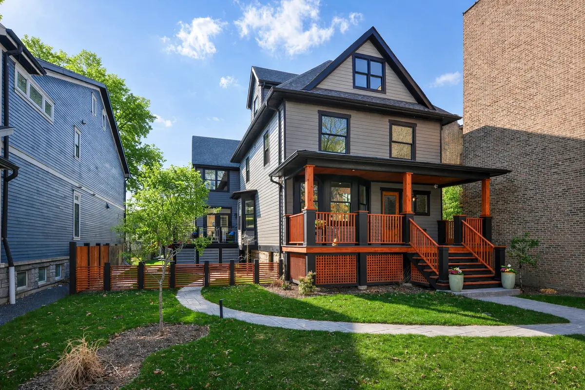 3846 N Kedvale AVE, Chicago, IL 60641