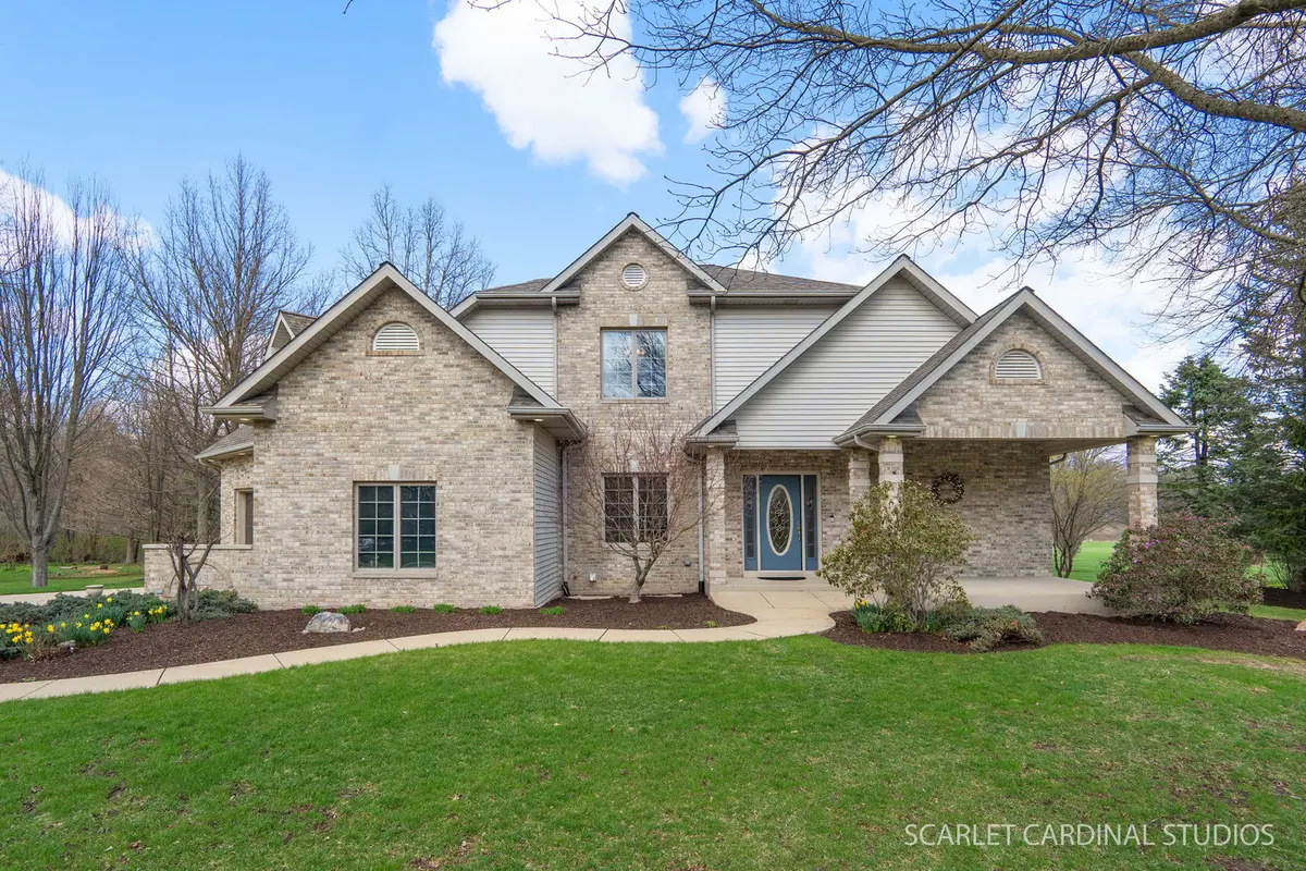 293 Farm CT, Yorkville, IL 60560