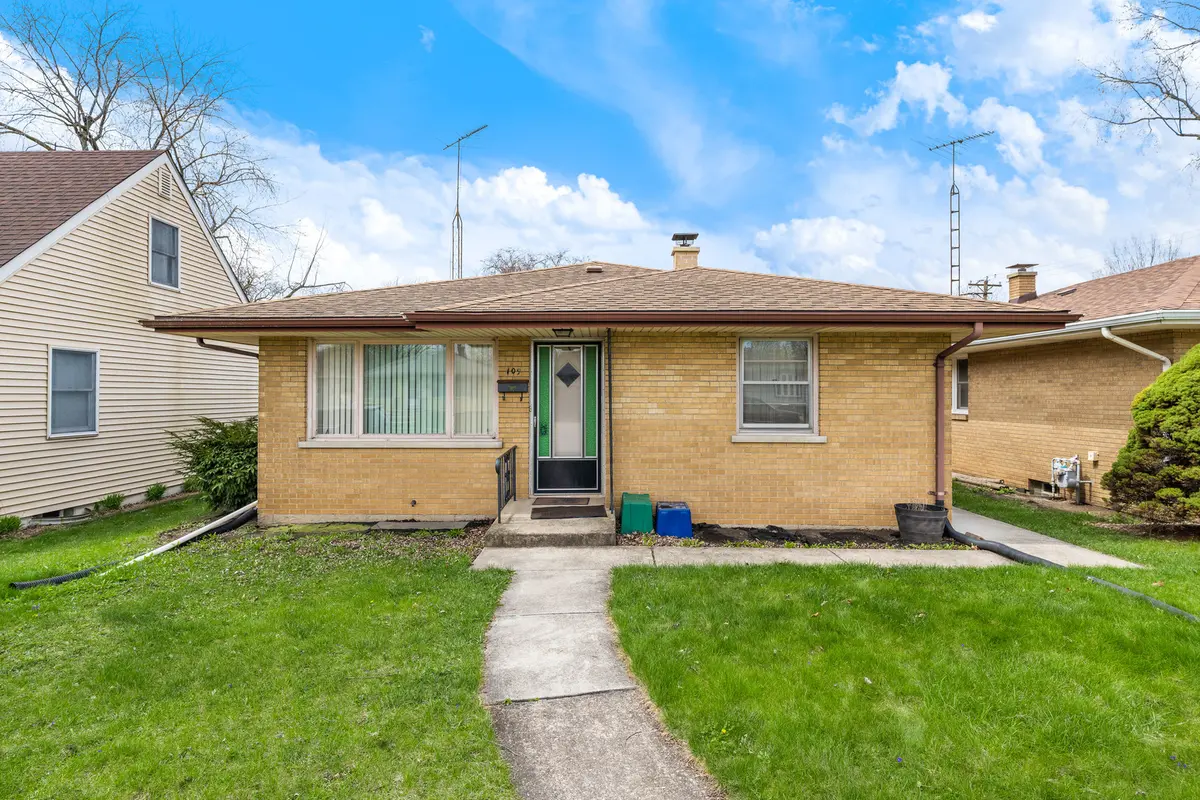 109 S Reedwood DR, Joliet, IL 60436