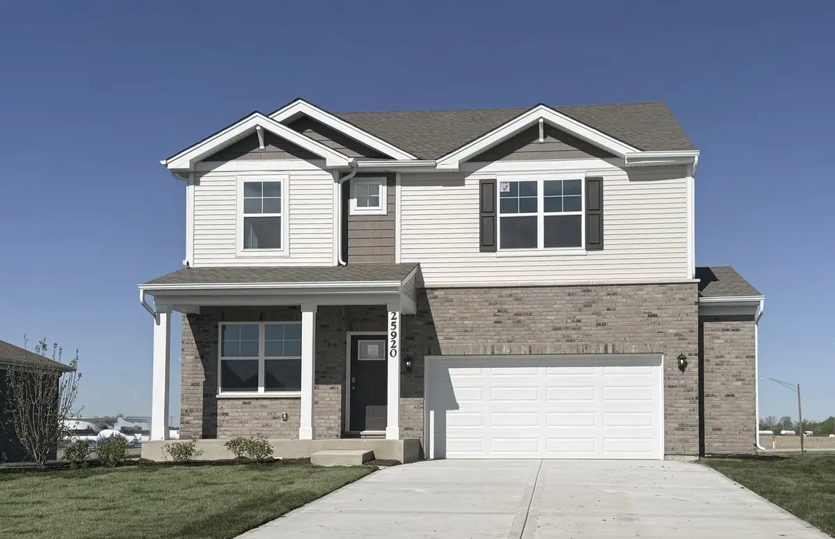 25920 S Manchester LN, Manhattan, IL 60442