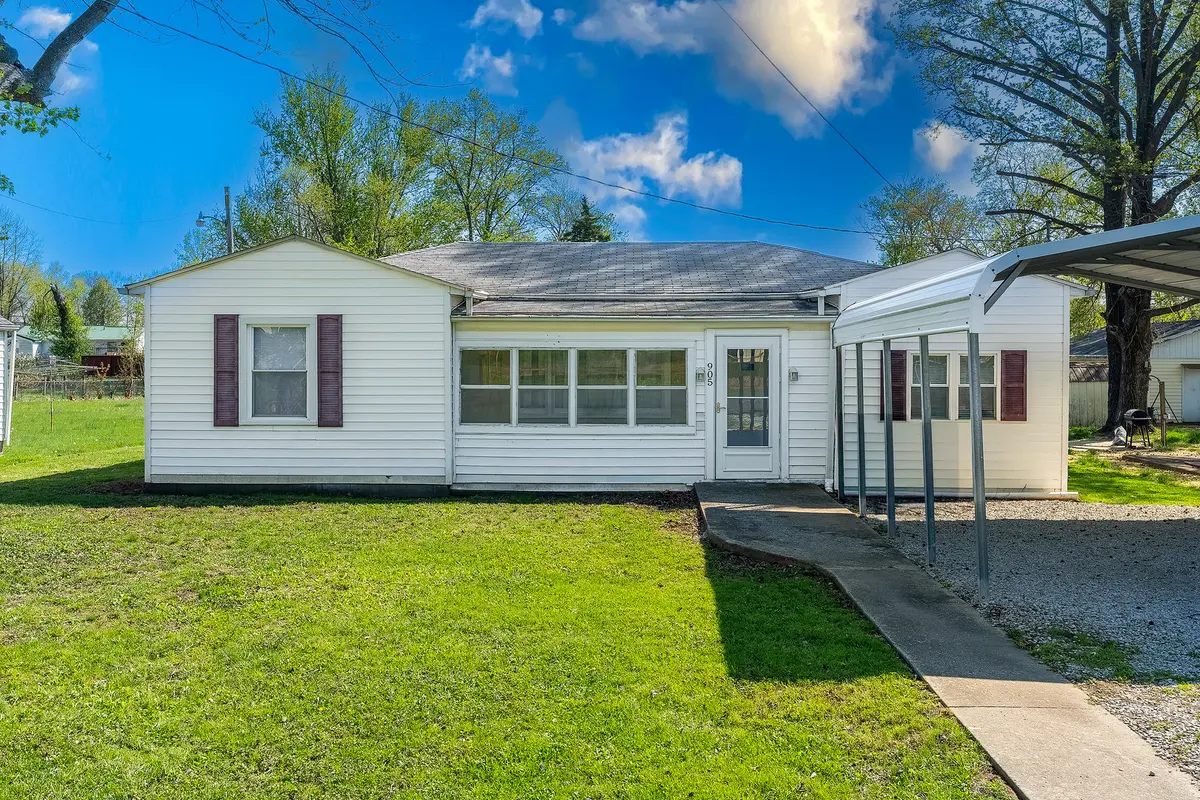 905 Airport RD, Mt Vernon, IL 62864