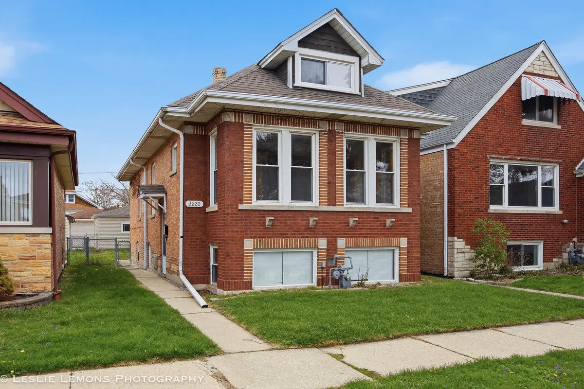 3820 Wesley AVE, Berwyn, IL 60402