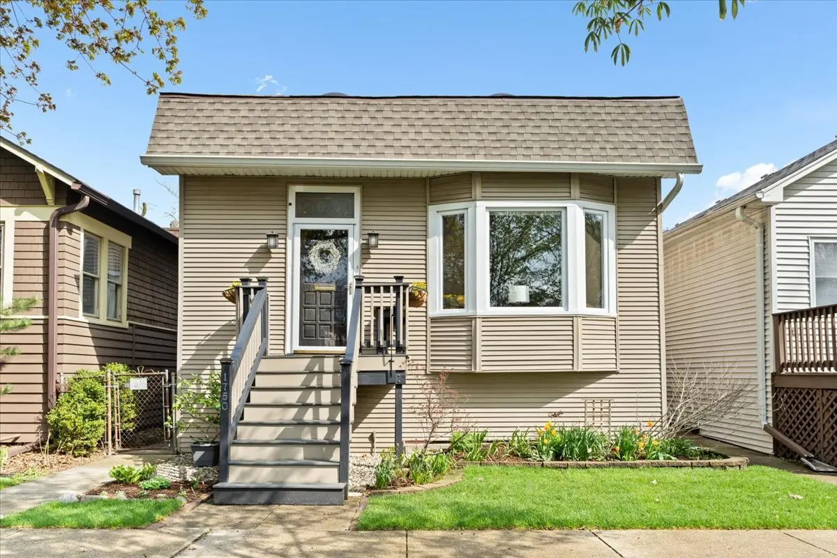 1750 W Olive AVE, Chicago, IL 60660
