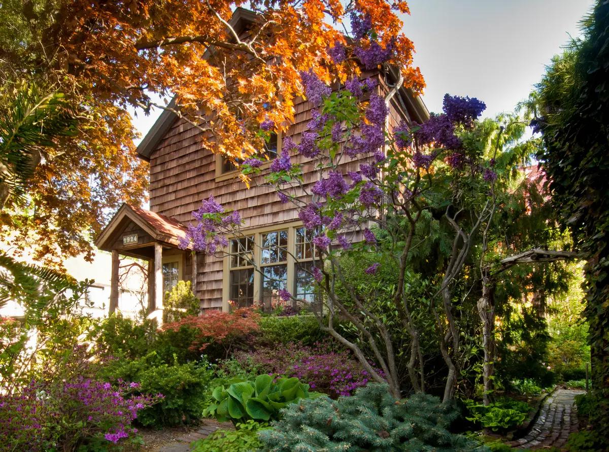 1924 Lake AVE, Wilmette, IL 60091