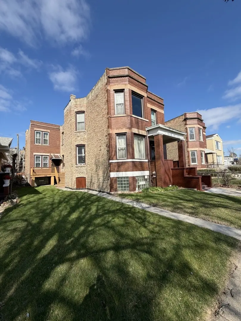 7316 S Lowe AVE, Chicago, IL 60621